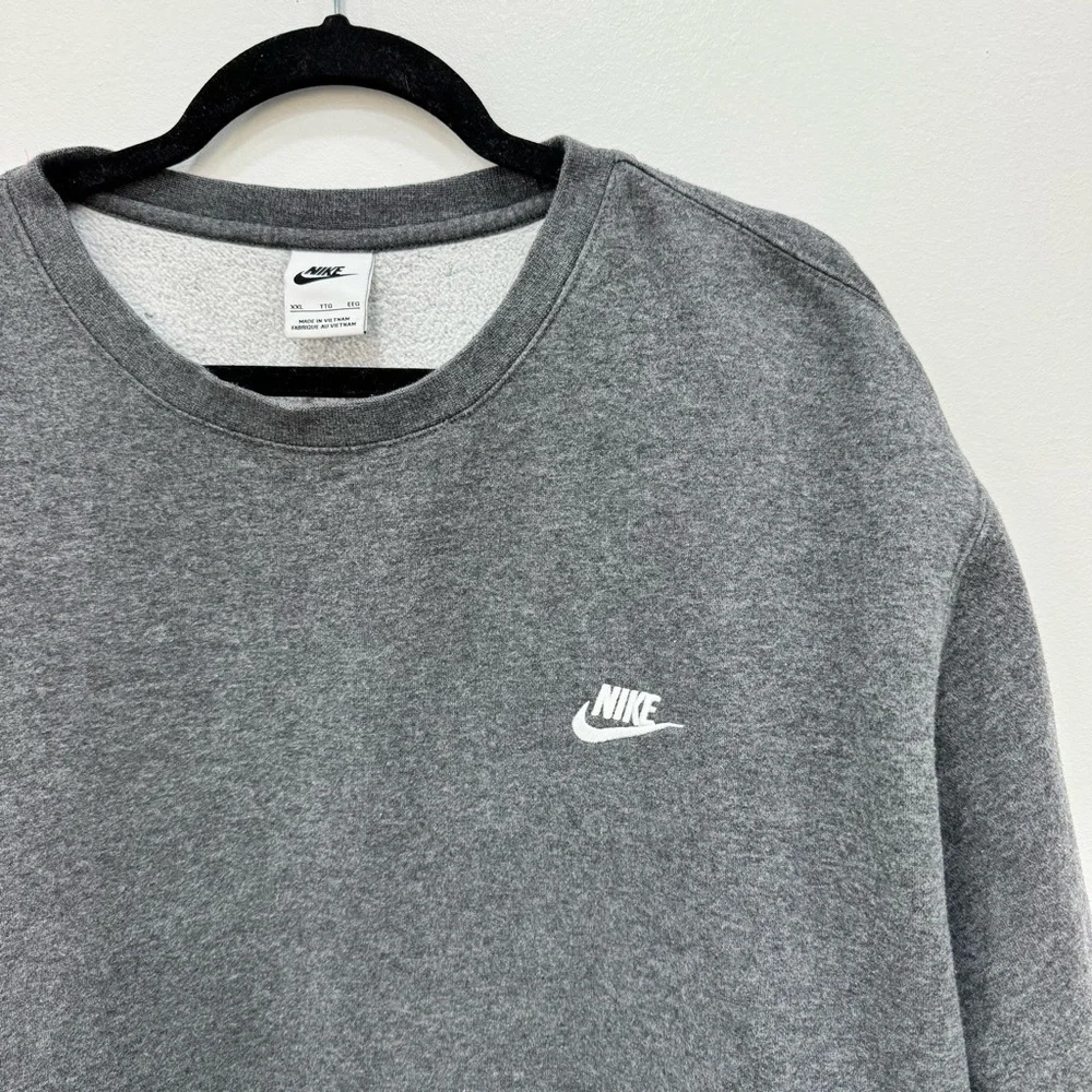 Nike Men's Heather Gray white Crewneck Sweater sweatshirt Sz XXL